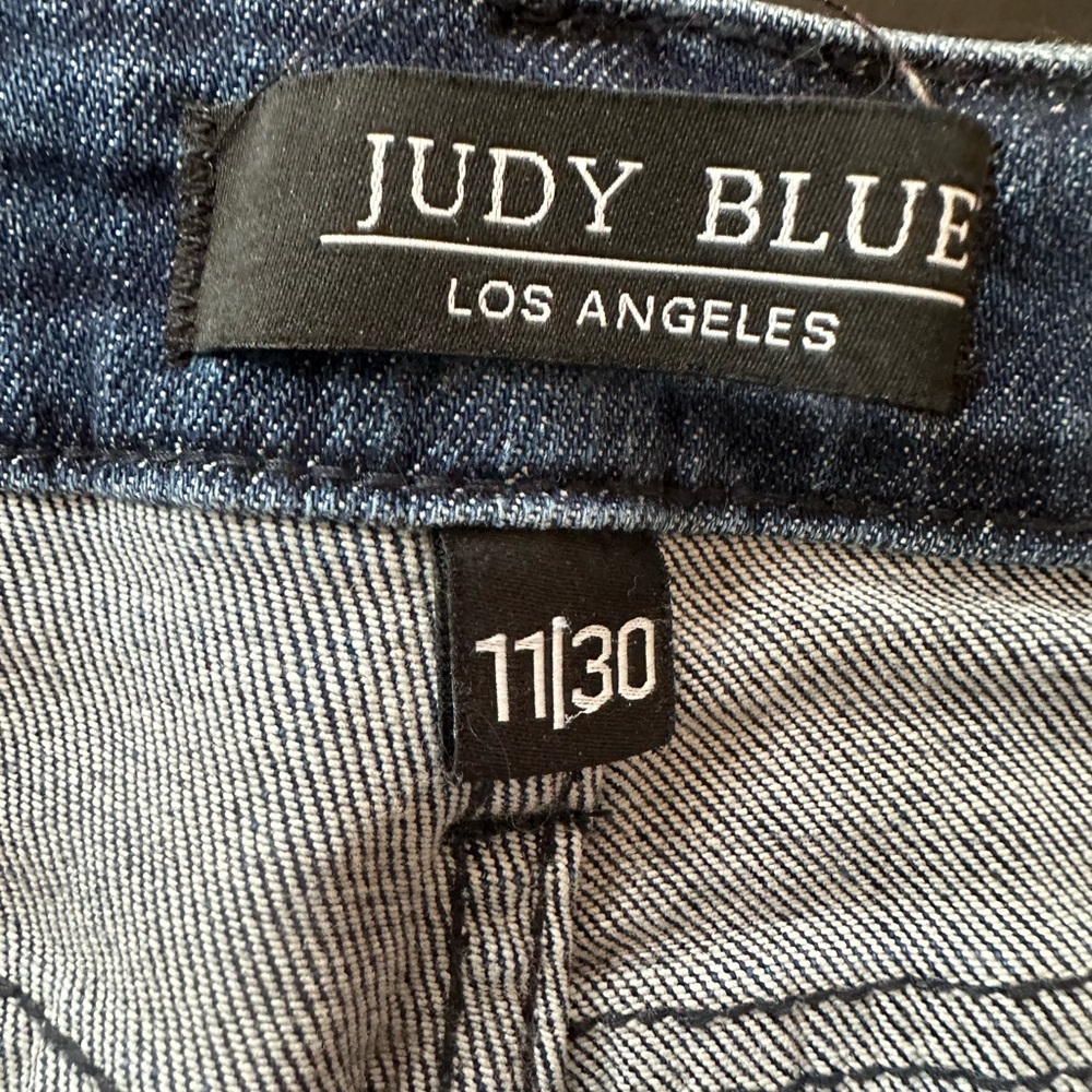 Judy Blue jeans - Picture 4 of 15